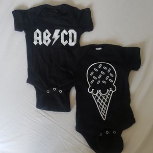 2 PIECE BUNDLE - Newborn Onesies